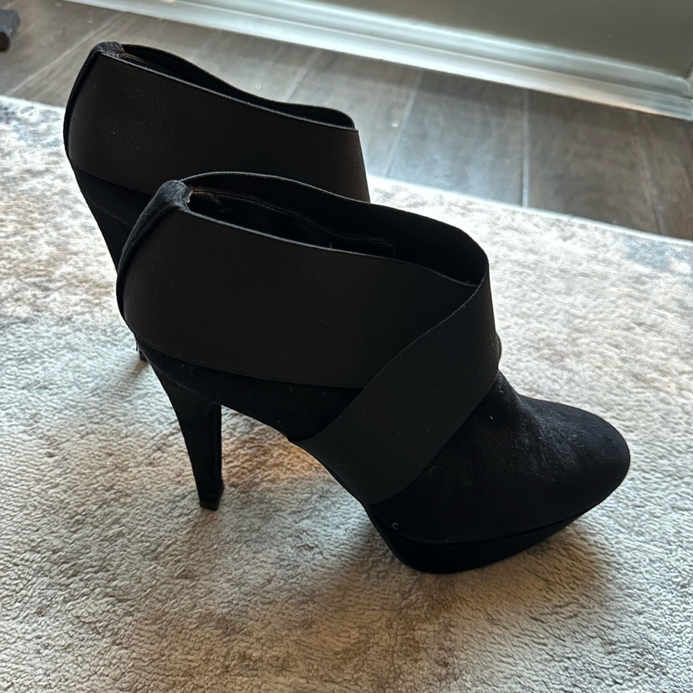 Stuart Weitzman Heels